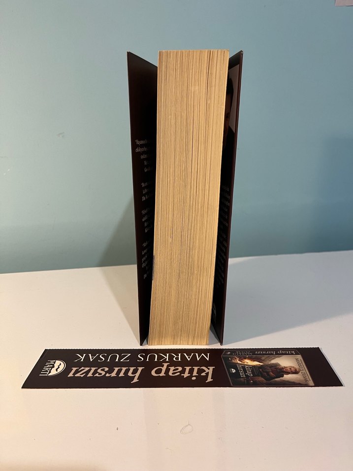 Kitap Hırsızı - Görsel 4