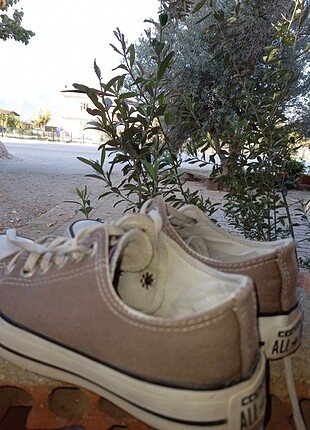 Kahv. Converse