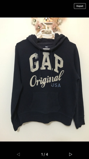 Gap sweatshirt