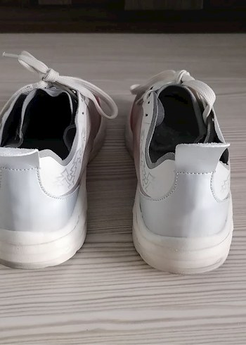 Bağcıklı Kalın Tabanlı Derimod Sneaker - Görsel 3