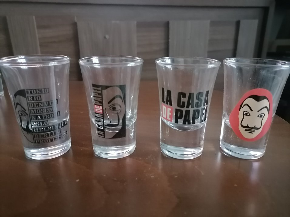 La Casa De Papel 4'lü Shot Set - Sıfır Ürün - Görsel 3