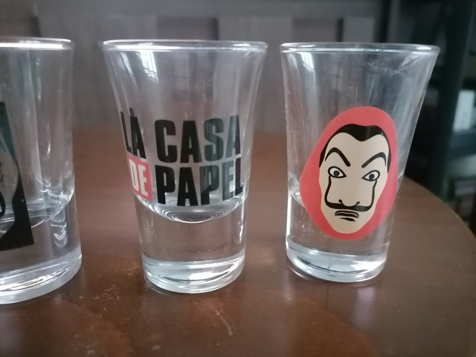 La Casa De Papel 4'lü Shot Set - Sıfır Ürün - Görsel 4