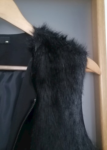 Kürk Detaylı Siyah Uzun Kadın Yelek - Görsel 4