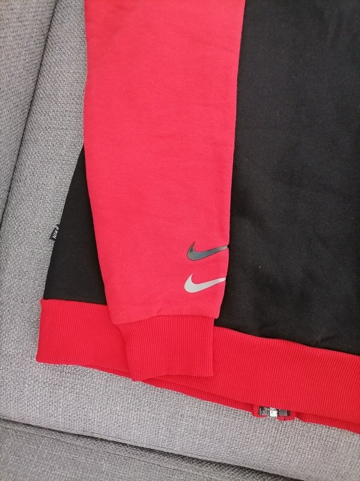Siyah Kırmızı Kollu Nike Eşofman Üstü - Görsel 5