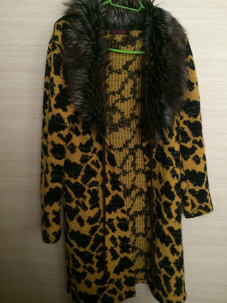 Peluş yakalı hırka