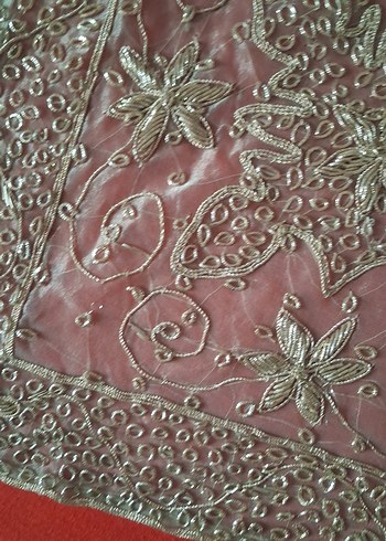 İşlemeli Klasik Masa Örtüsü - Görsel 4