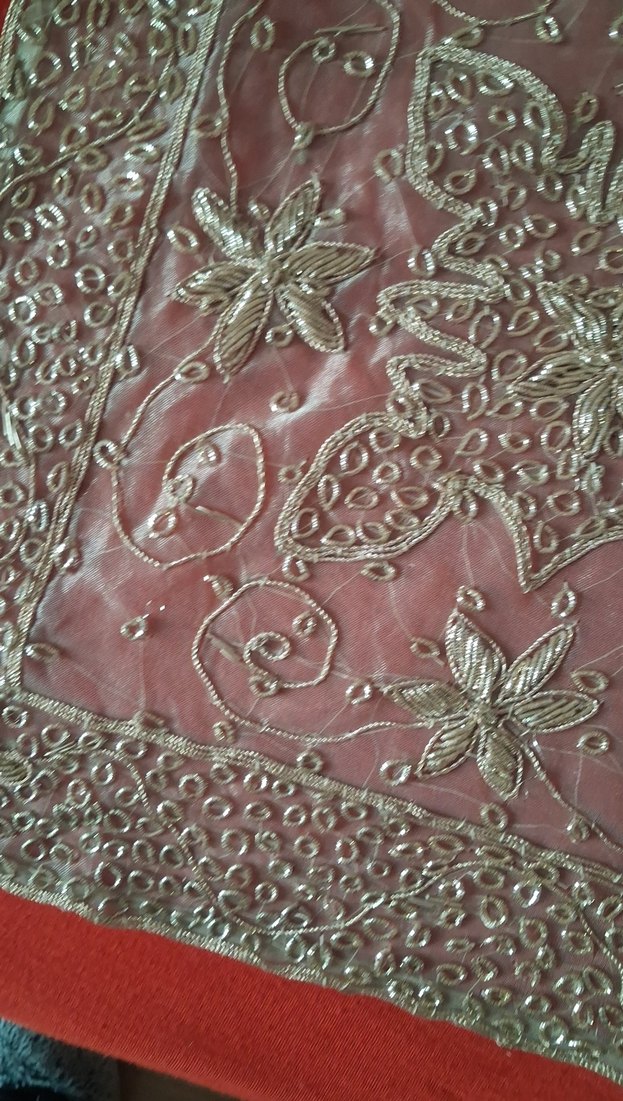 İşlemeli Klasik Masa Örtüsü - Görsel 4