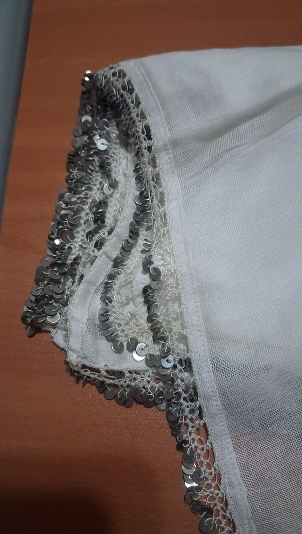 Metal pullu kadın  tülbent - Görsel 3