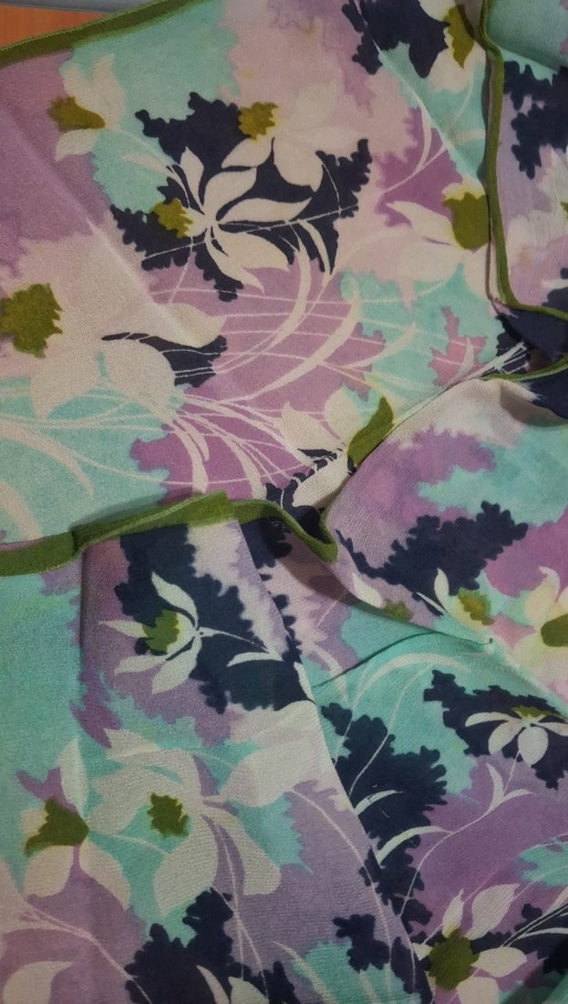 Renkli kadın fular - Görsel 3