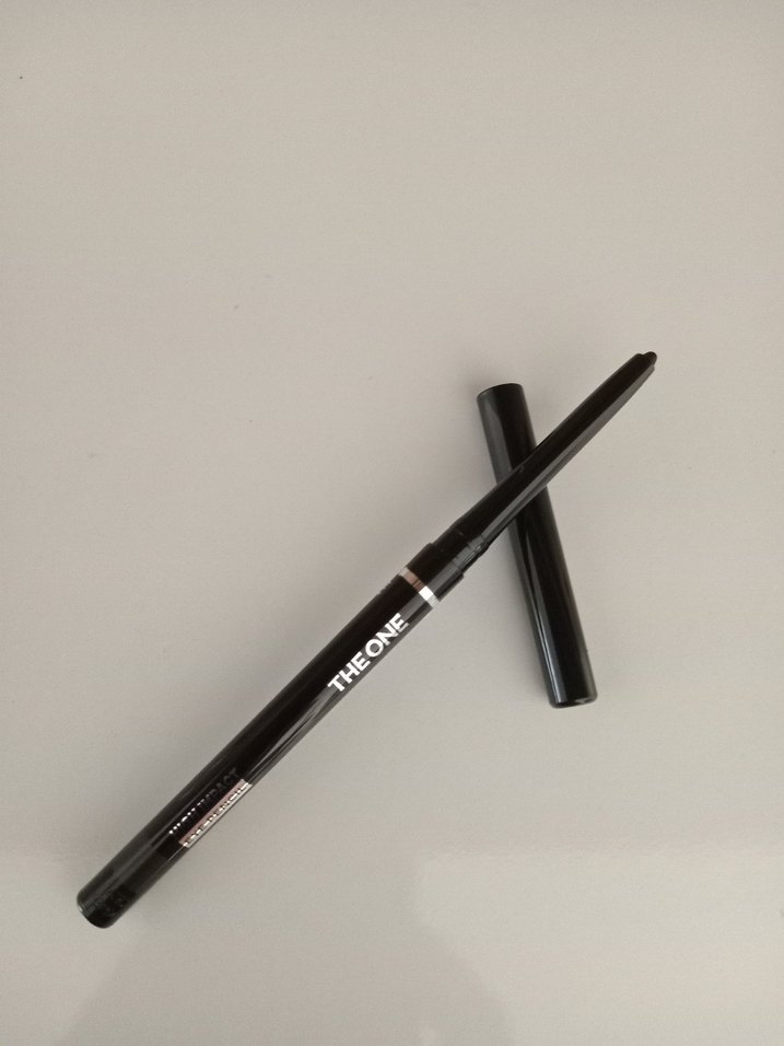 Oriflame Siyah Göz Kalemi - Görsel 3