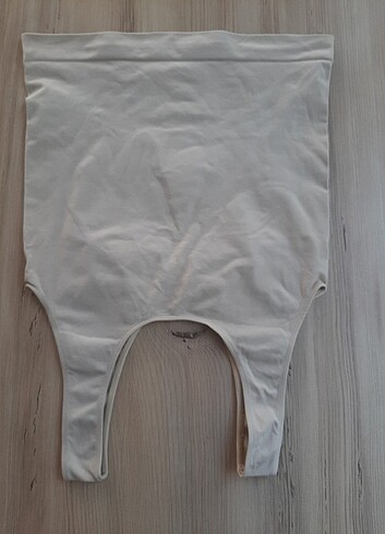 Esnek crop atlet