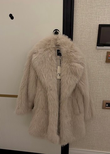 Zara Ekru Pelus Yaka Sikligi