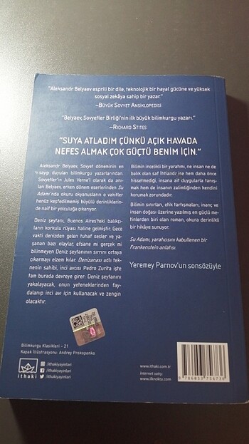  Su adamı 
