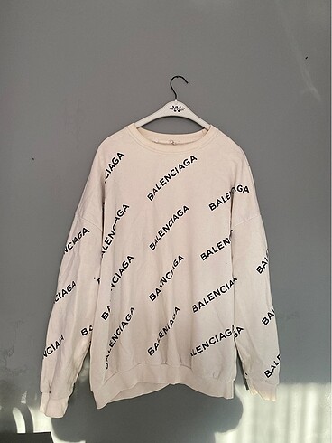 Balenciaga sweatshirt