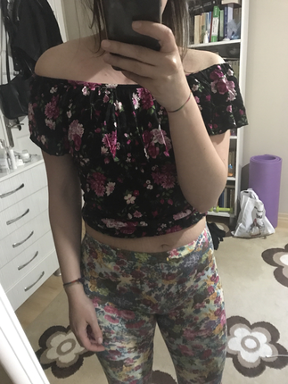 s Beden topshop omuz açık çiçekli bluz