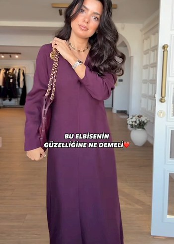 m Beden mor Renk Bordo Zincir Detaylı Uzun V Yakalı Elbise