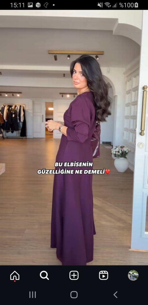 Uzun V Yakalı Elbise - Görsel 3