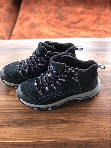 Skechers Skechers Bot
