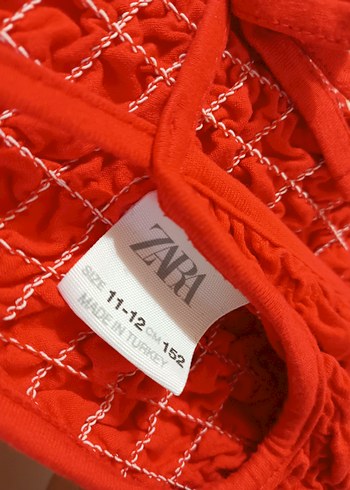 11-12 Yaş Beden kırmızı Renk Zara Kırmızı Askılı Kız Çocuk Elbise