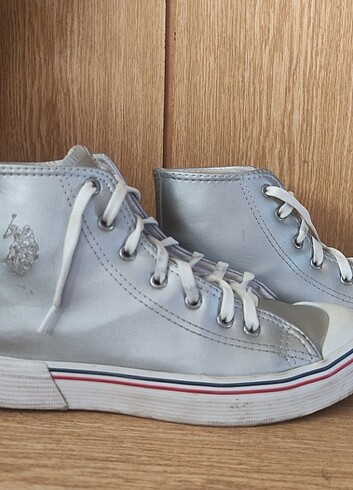 Convers