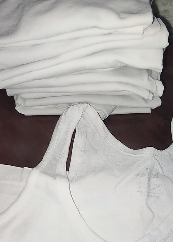 Beyaz Çocuk Atlet - Görsel 2