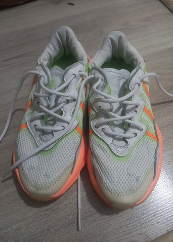 Beyaz Bağcıklı Kadın Spor Ayakkabı - Görsel 6