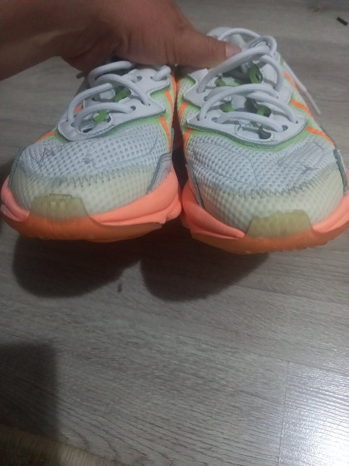 Beyaz Bağcıklı Kadın Spor Ayakkabı - Görsel 2