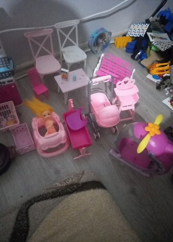 Pembe Minyatür Oyuncak Ev Eşyaları Seti - Görsel 3