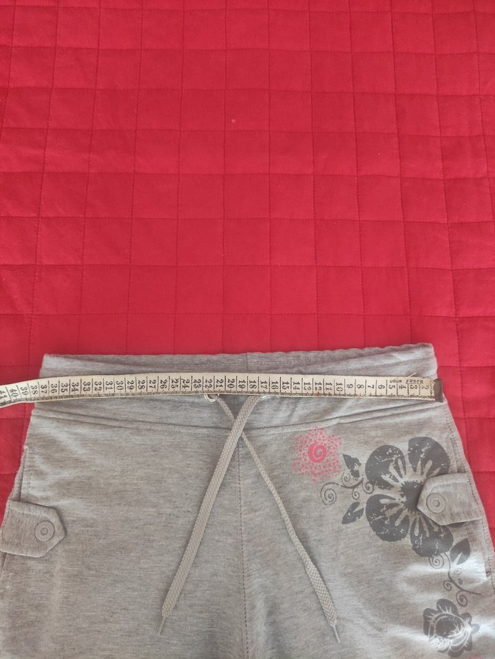 Gri Şort - Görsel 3