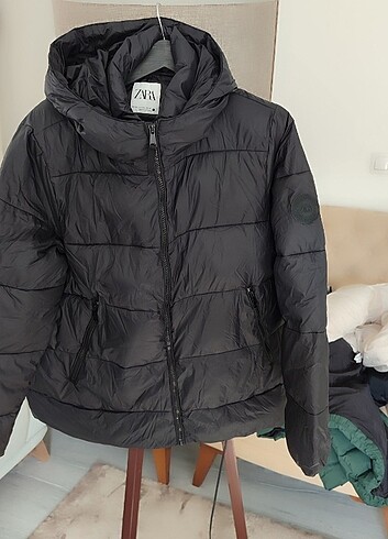 Zara siyah mont 