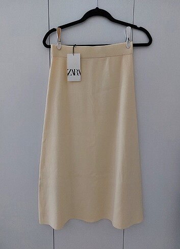 Zara Krem Rengi Midi Etek