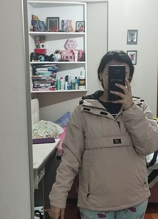 Pull and bear kanguru mont