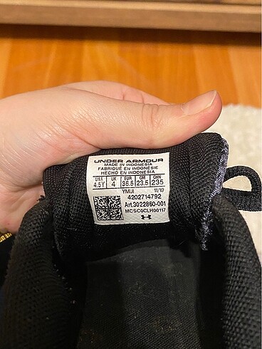 36 Beden siyah Renk Under armour kadın spor ayakkabı