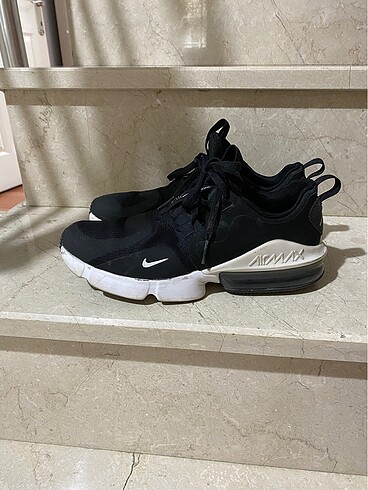38 Beden Nike air max infinity