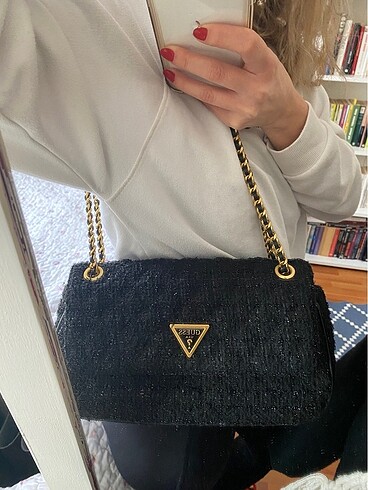 Guess marka orjinal çanta - Görsel 6
