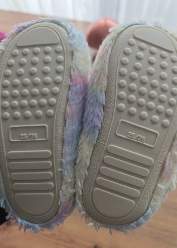 Pembe Nakışlı Kız Çocuk Ev Terliği - Görsel 6