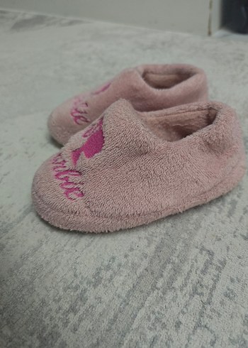 Kız Çocuk Pembe Nakışlı Sıcak Ev Terliği - Görsel 2