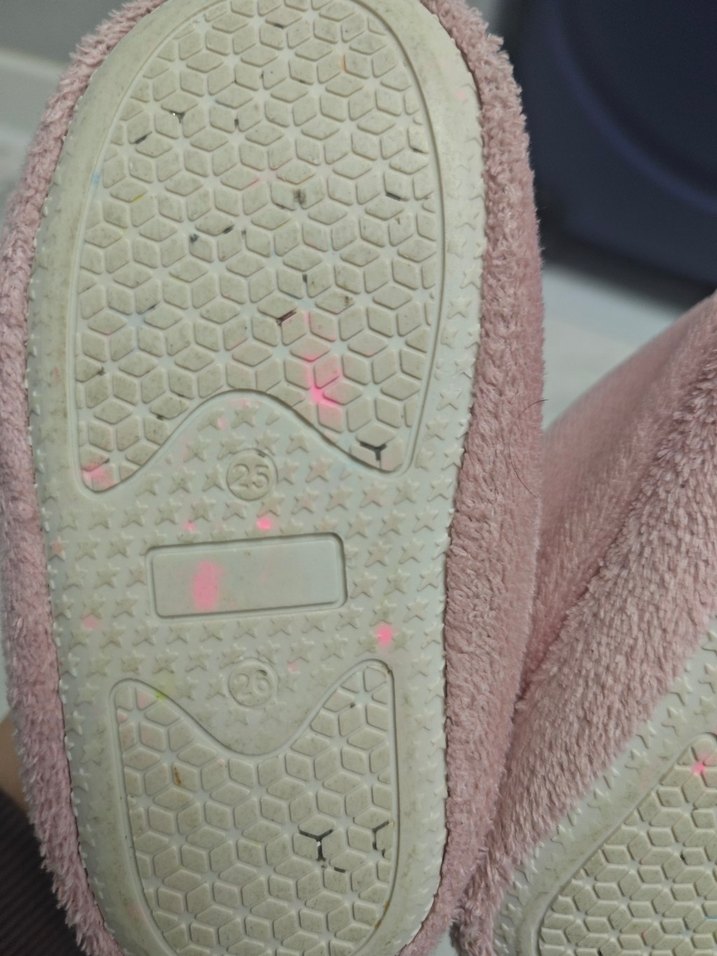 Kız Çocuk Pembe Nakışlı Sıcak Ev Terliği - Görsel 5