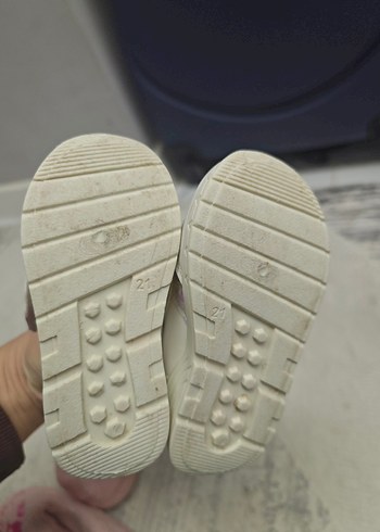 Kız Çocuk Beyaz Cırt Cırtlı Spor Ayakkabı - Görsel 5