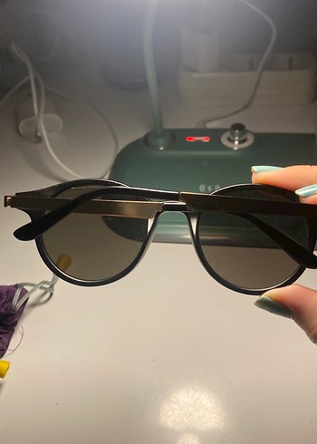 Güneş Gözlüğü - Görsel 2