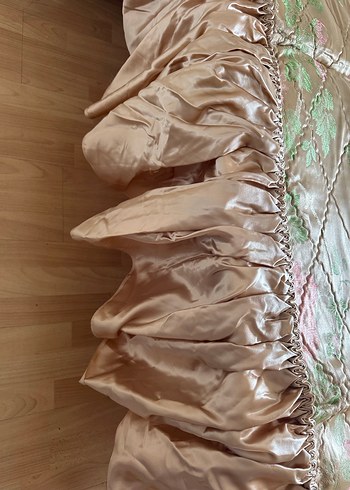 Çeyizlik İşlemeli pamuk saten yatak örtüsü - Görsel 3