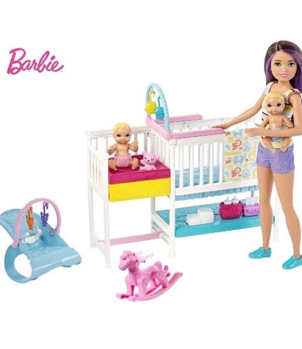 Barbie bebek bakıcısı