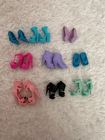 9 adet barbie ayakkabı