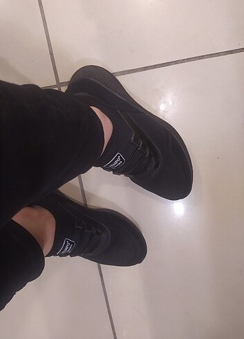 Spor ayakkabı