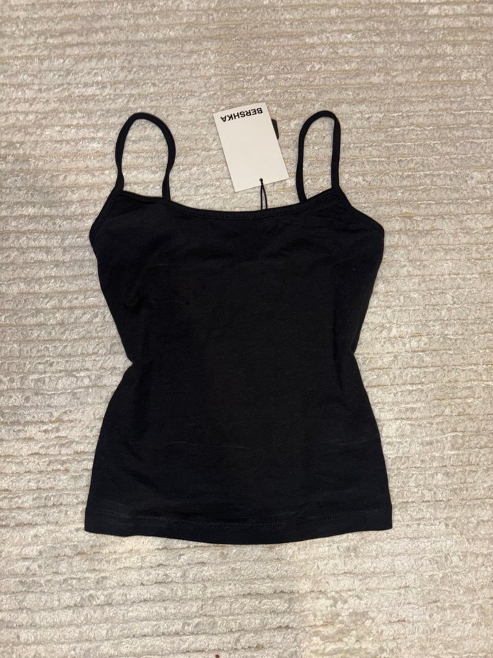 Siyah İnce Askılı Kadın Atlet - Görsel 2