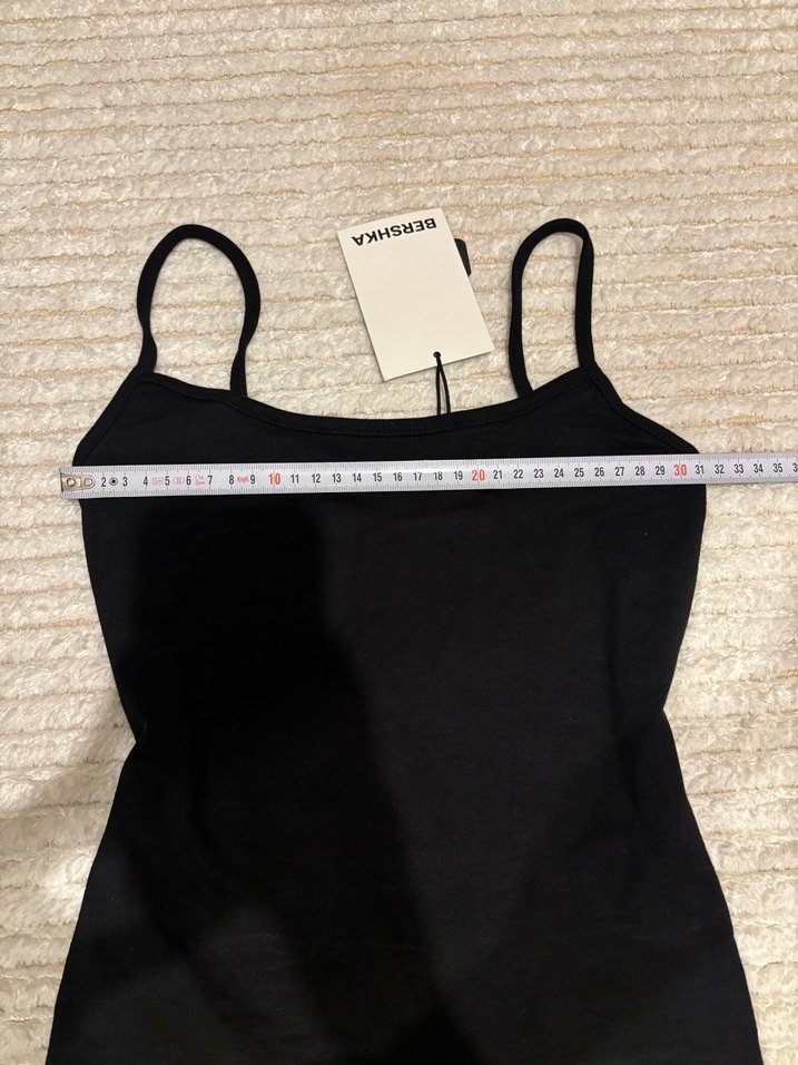 Siyah İnce Askılı Kadın Atlet - Görsel 4