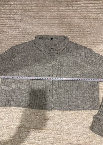 Düğmeli Gri Kadın Triko Hırka - Görsel 3