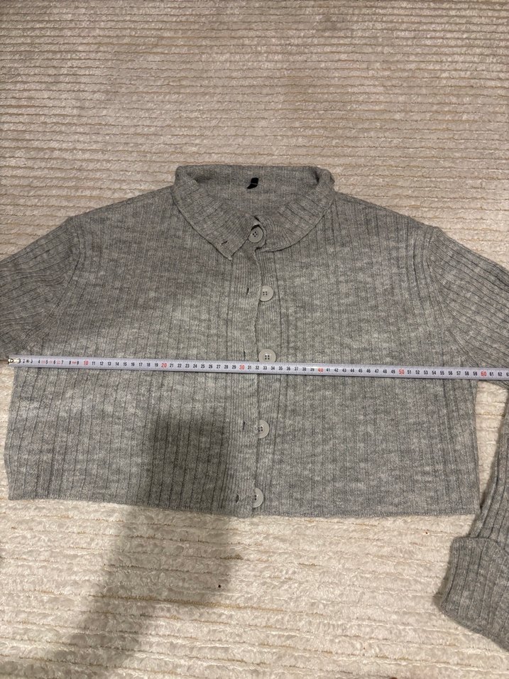 Düğmeli Gri Kadın Triko Hırka - Görsel 3