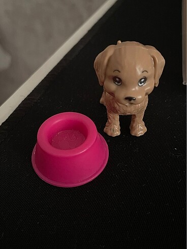 barbie köpeği ve mama kabı orjinal