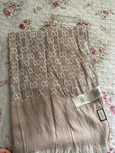 Gucci şal